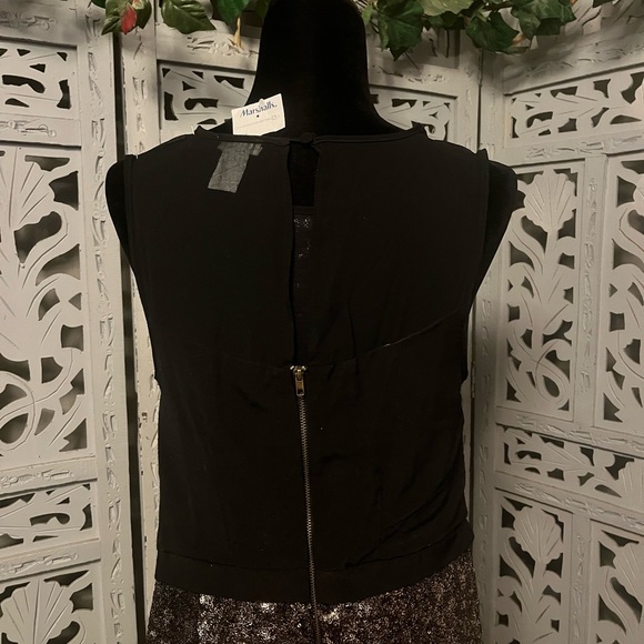 GIRLS/JR NWT! GOLD GLAM SEQUINED WITH BLACK BACKGROUND SLEEVELESS MINI DRESS - Picture 7 of 11